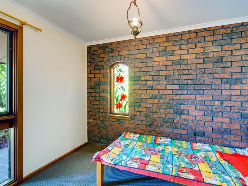 9 Hadleigh Rise, Upper Sturt SA 5156