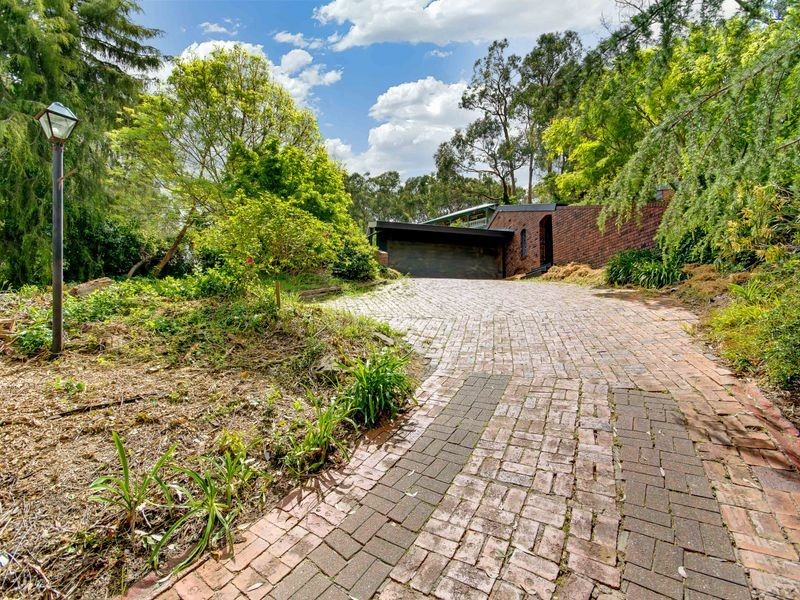 9 Hadleigh Rise, Upper Sturt SA 5156
