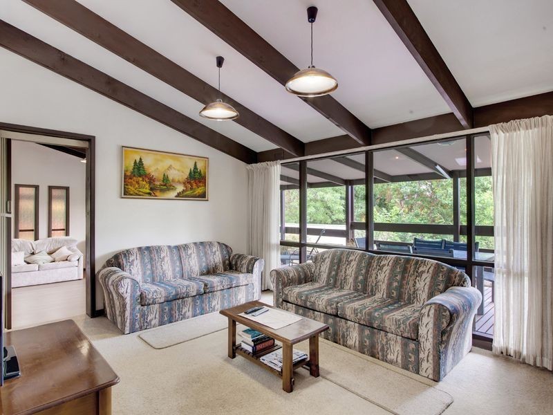 4 Railway Avenue, Bridgewater SA 5155