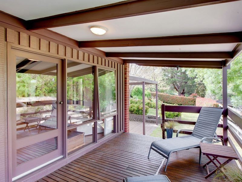 4 Railway Avenue, Bridgewater SA 5155