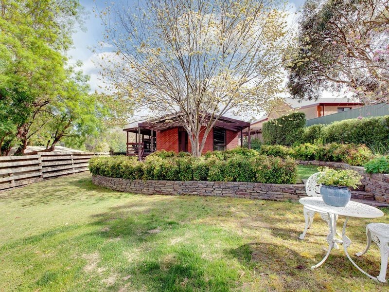 4 Railway Avenue, Bridgewater SA 5155