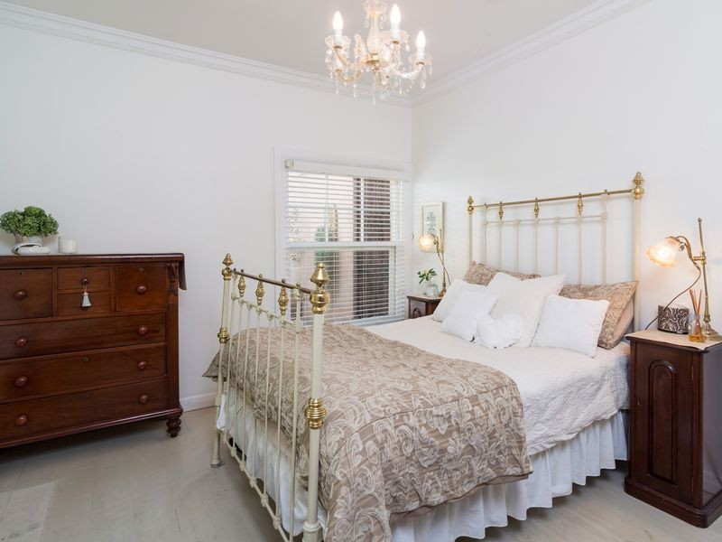 10 Glenside Road, Crafers SA 5152