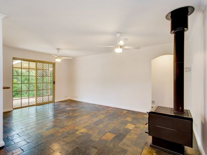 30 Avoca Avenue, Bridgewater SA 5155