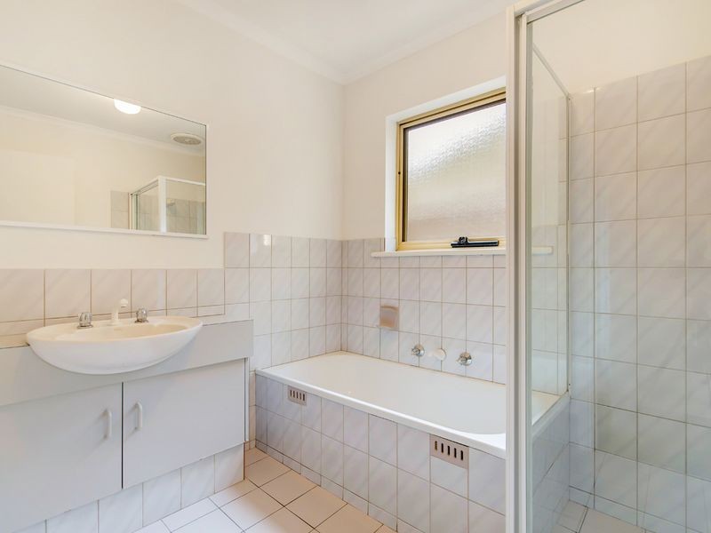 30 Avoca Avenue, Bridgewater SA 5155