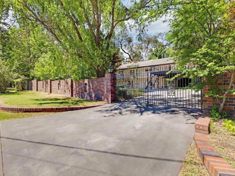 26 First Avenue, Bridgewater SA 5155