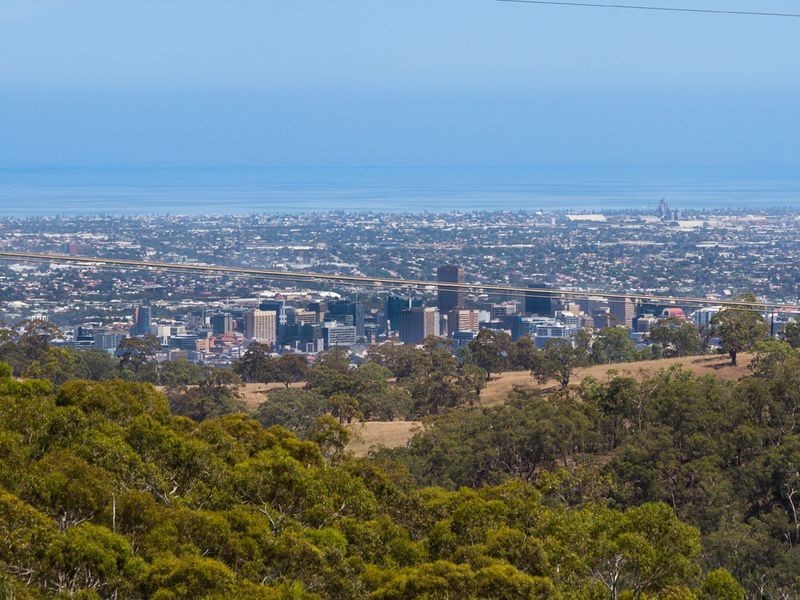 102 Emmett Road, Crafers West SA 5152