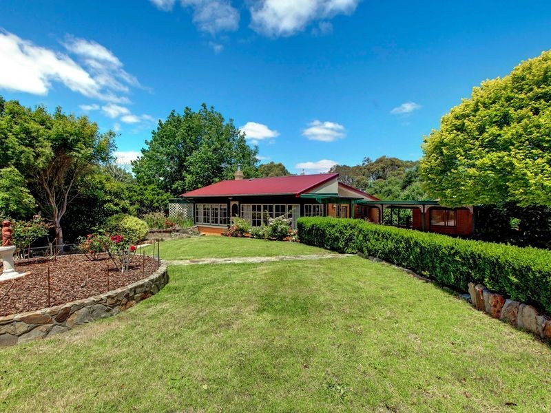 10 Valley Side Drive, Crafers SA 5152
