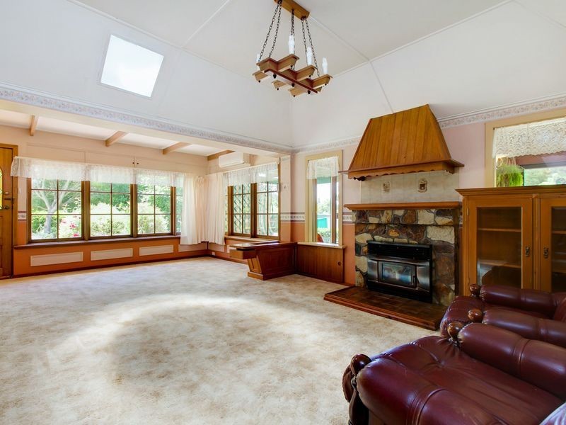 10 Valley Side Drive, Crafers SA 5152