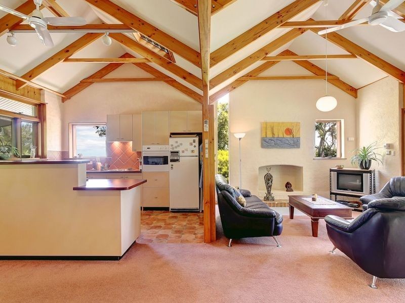 7 Crescent Drive, Norton Summit SA 5136