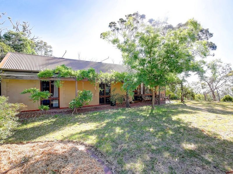7 Crescent Drive, Norton Summit SA 5136