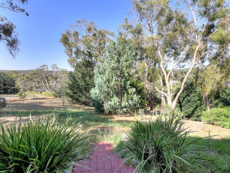 7 Crescent Drive, Norton Summit SA 5136