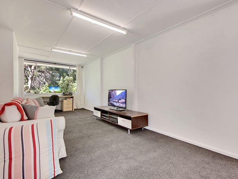 8 Kalmia Avenue, Crafers SA 5152