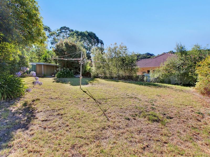 8 Kalmia Avenue, Crafers SA 5152