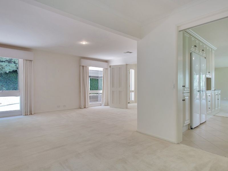 15 Rostrevor Road, Stirling SA 5152