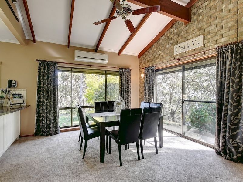 1 Summer Hill Drive, Crafers SA 5152