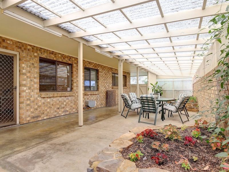 1 Summer Hill Drive, Crafers SA 5152