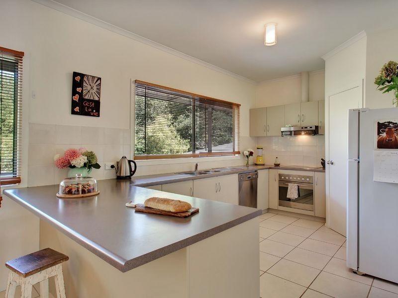 62 Wattle Tree Road, Bridgewater SA 5155