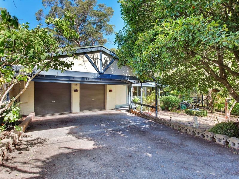 33 Towers Road, Bridgewater SA 5155