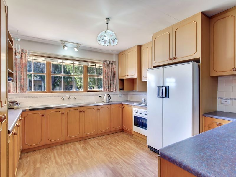 20 Todoroff Avenue, West Beach SA 5024