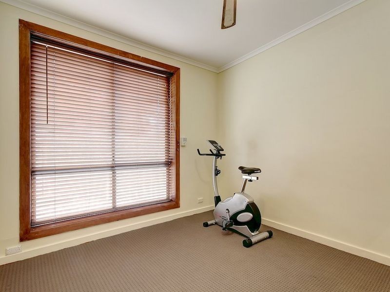 1A Raymond Road, St Agnes SA 5097