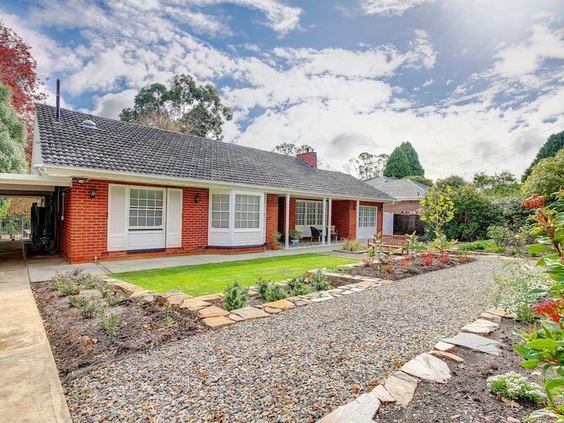 11 Wright Road, Crafers SA 5152
