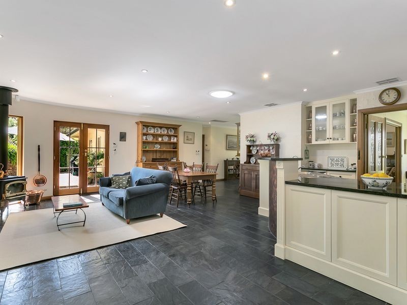 5 The Vines Court, Aldgate SA 5154