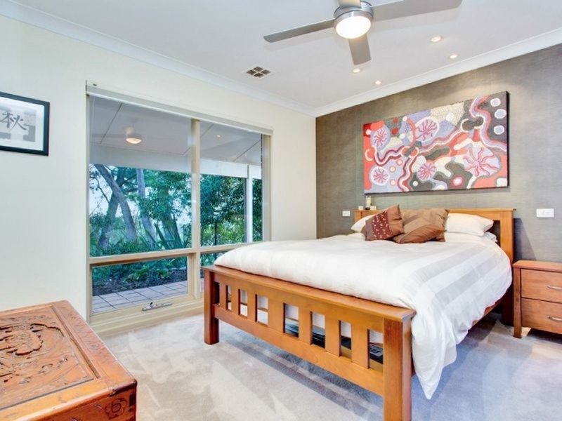 15 Hawker Road, Aldgate SA 5154
