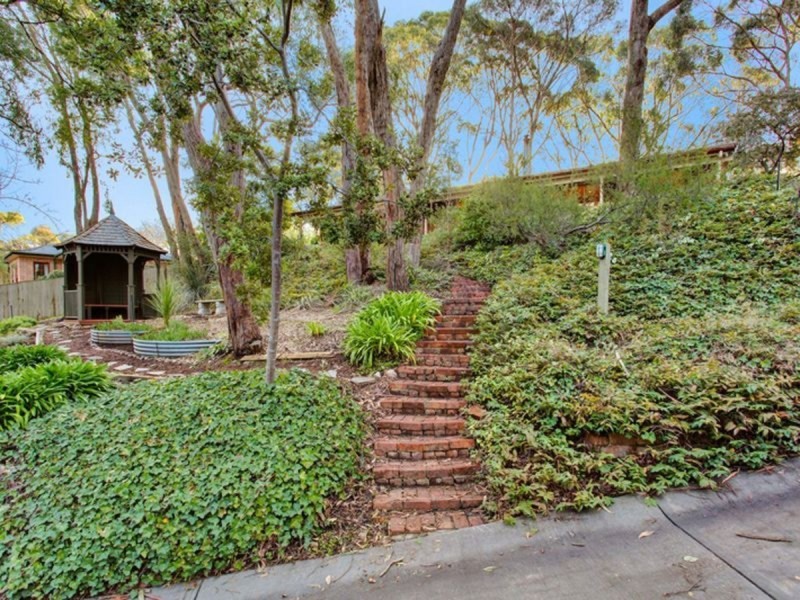 15 Hawker Road, Aldgate SA 5154