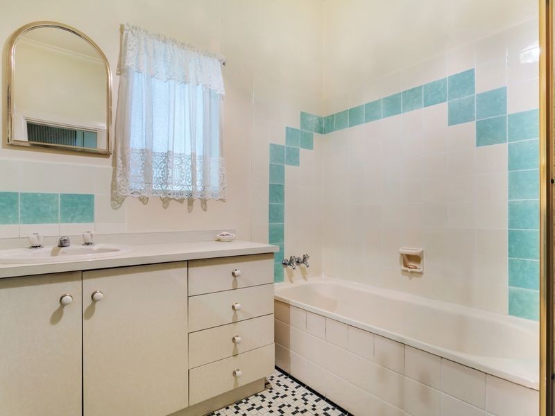 227 Piccadilly Road, Piccadilly SA 5151