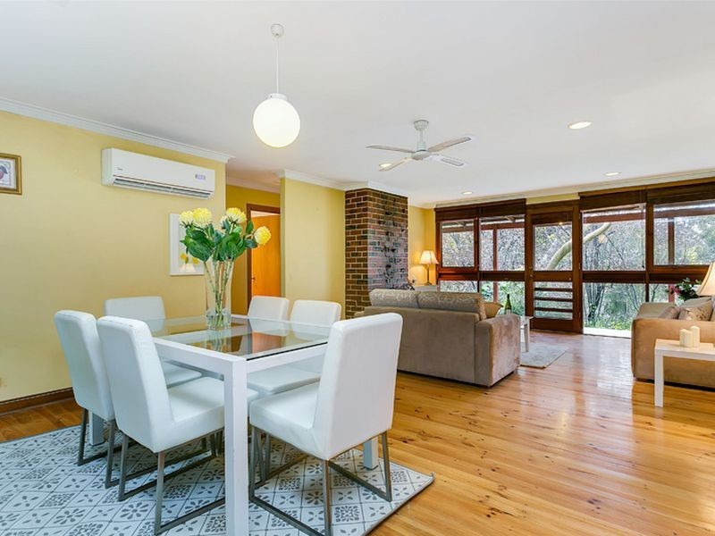 27 Wembley Avenue, Bridgewater SA 5155