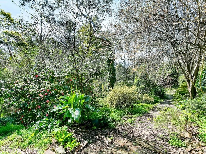 27 Wembley Avenue, Bridgewater SA 5155