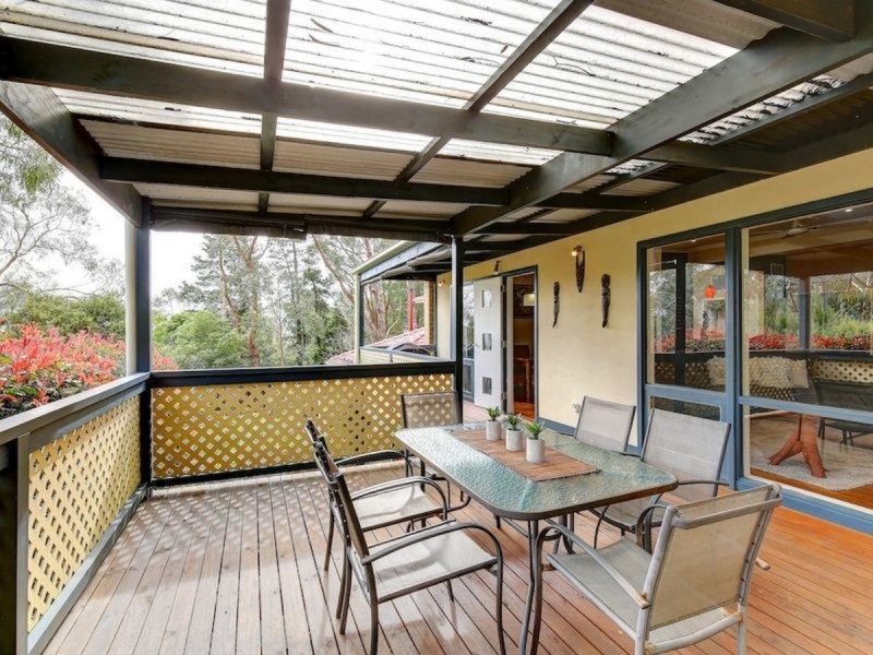 98 Sheoak Road, Crafers West SA 5152