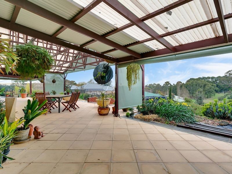 11 Hawthorn Road, Mount Barker SA 5251
