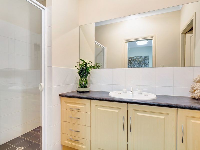 11 Hawthorn Road, Mount Barker SA 5251