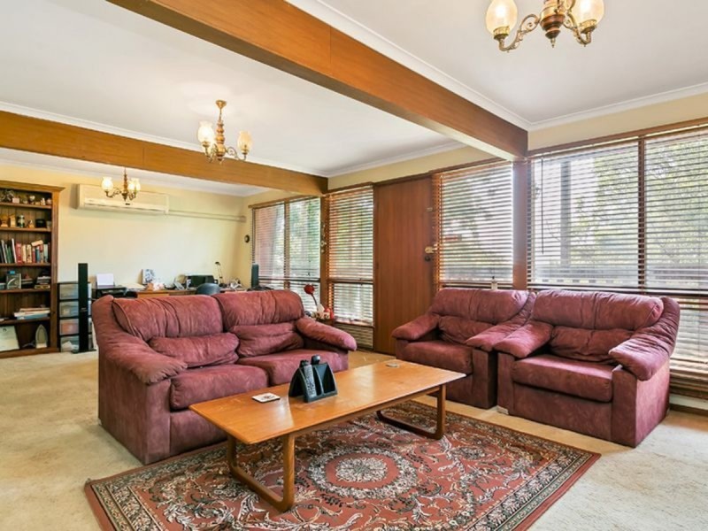 11 Fern Hill Road, Bridgewater SA 5155