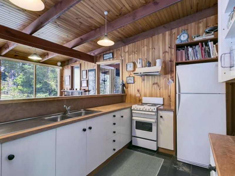 27 Anderson Road, Bridgewater SA 5155