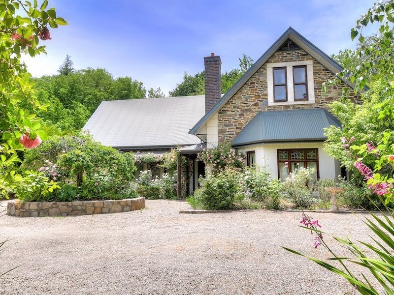 6 Woodbury Road, Crafers SA 5152