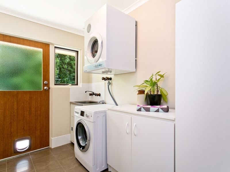 11 Renown Avenue, Crafers West SA 5152