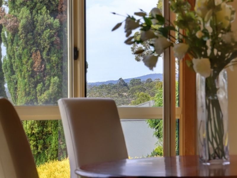 11 Corella Avenue, Chandlers Hill SA 5159
