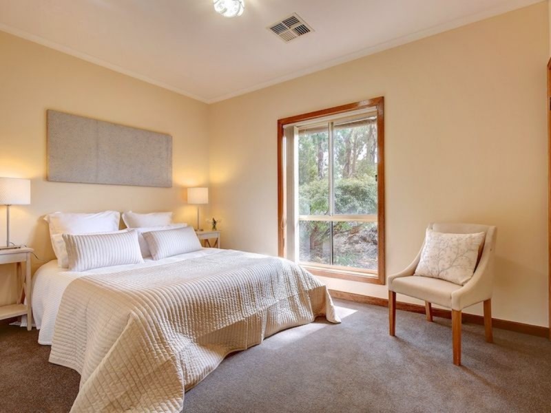 11 Corella Avenue, Chandlers Hill SA 5159