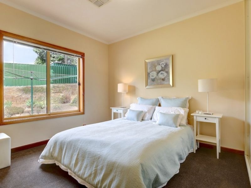 11 Corella Avenue, Chandlers Hill SA 5159