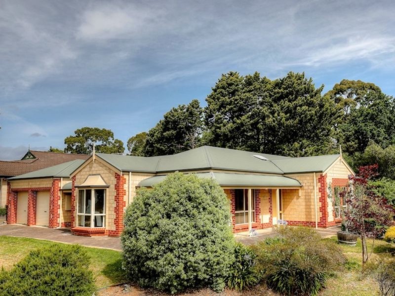 11 Corella Avenue, Chandlers Hill SA 5159