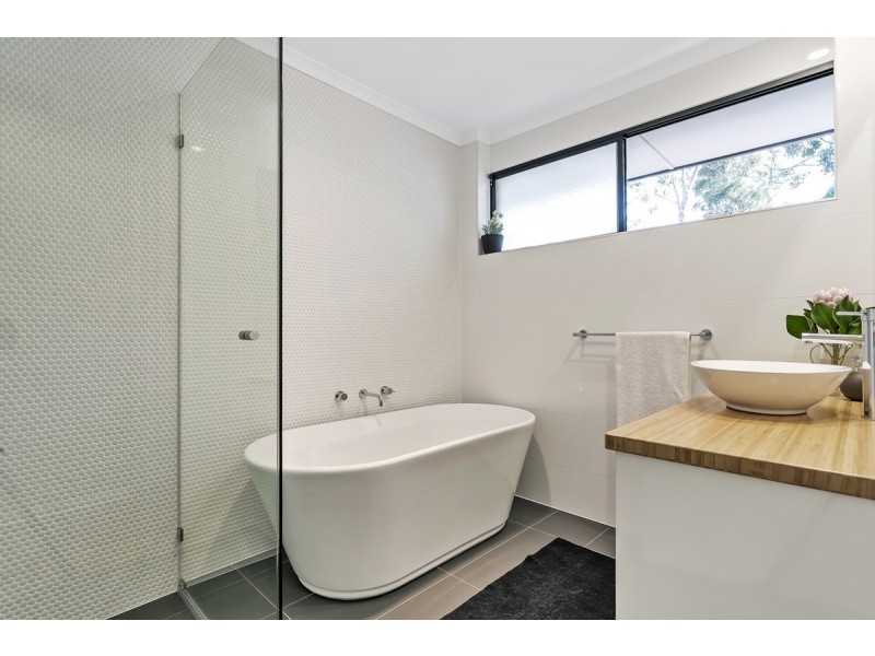 5 Ophir Close, Bridgewater SA 5155