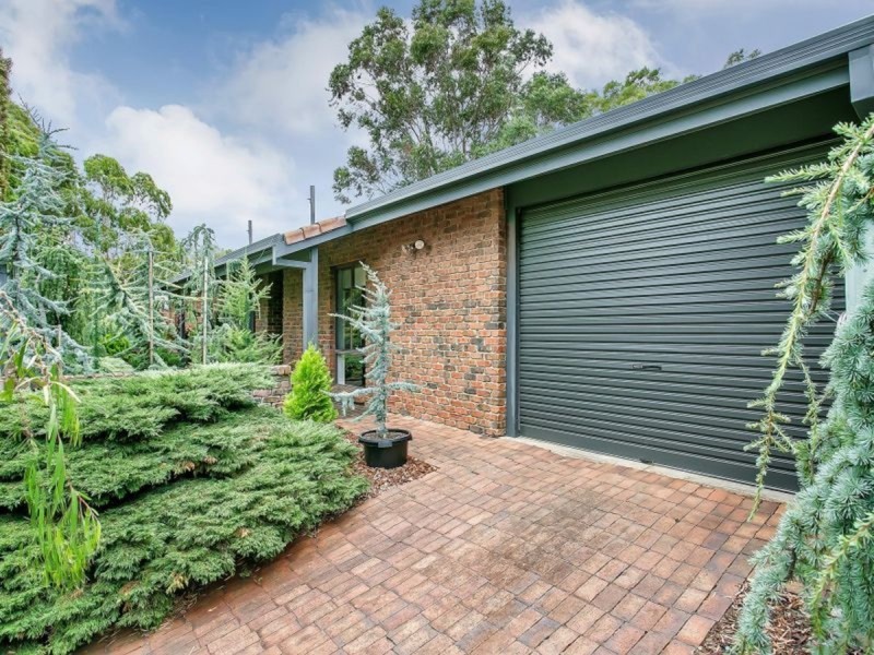 9 Hay Street, Aberfoyle Park SA 5159