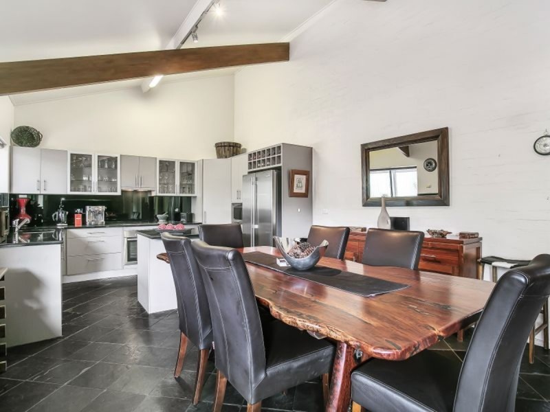 9 Hay Street, Aberfoyle Park SA 5159