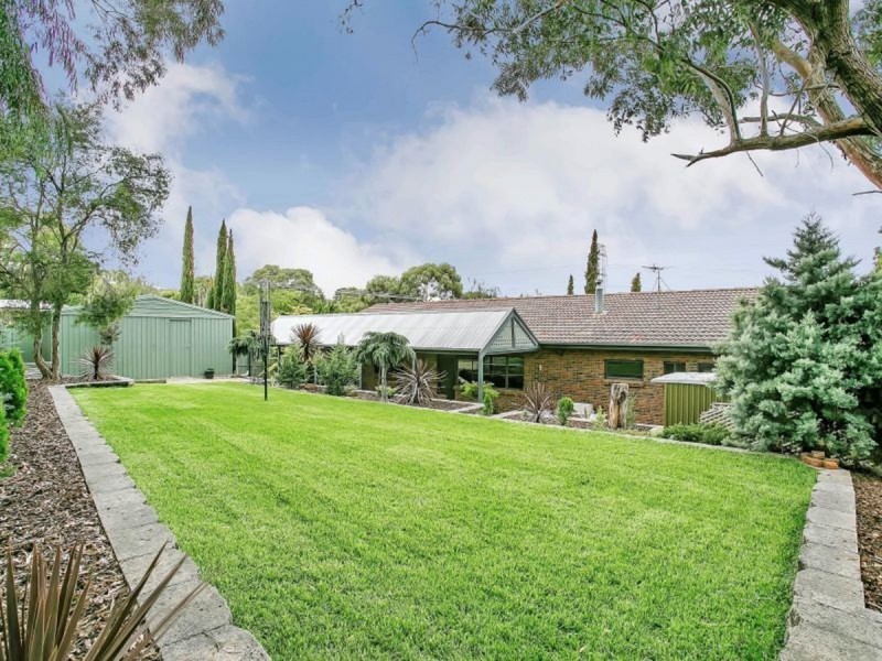 9 Hay Street, Aberfoyle Park SA 5159