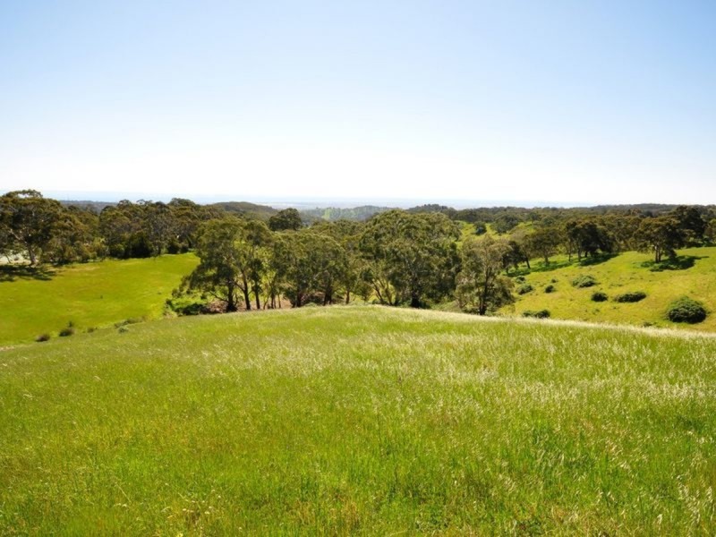 76 Charlick Road, Crafers West SA 5152