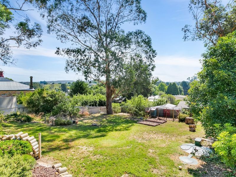 5 Elborough Avenue, Uraidla SA 5142