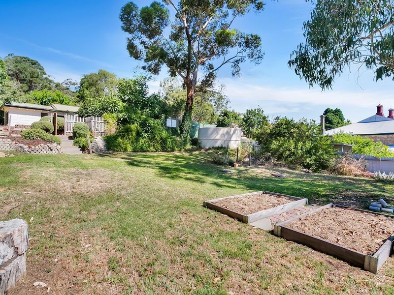5 Elborough Avenue, Uraidla SA 5142
