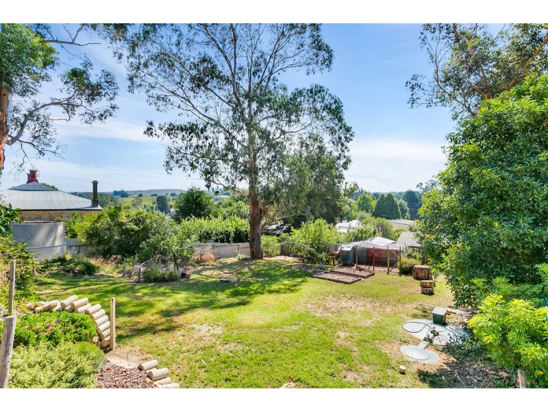 5 Elborough Avenue, Uraidla SA 5142